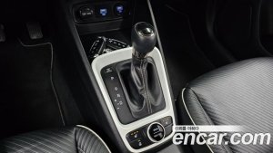 Hyundai Venue 1.6 Flux 2020 года из Южной Кореи