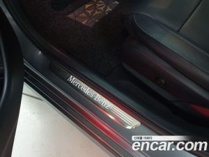 Mercedes-Benz E-Class E220d Avantgarde 2020 года из Южной Кореи