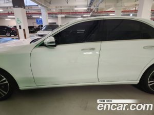 Mercedes-Benz E-Class E250 Avantgarde 2021 года из Южной Кореи