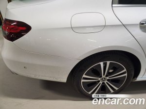 Mercedes-Benz E-Class E250 Avantgarde 2021 года из Южной Кореи