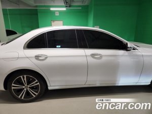 Mercedes-Benz E-Class E250 Avantgarde 2021 года из Южной Кореи