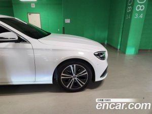 Mercedes-Benz E-Class E250 Avantgarde 2021 года из Южной Кореи