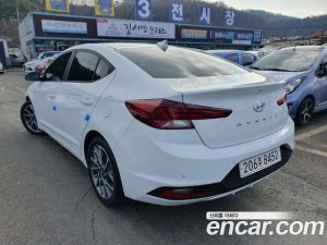 Hyundai AVANTE 1.6 2020 года из Южной Кореи