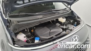 Hyundai Staria 4WD Tourer 11-Seater 2022 года из Южной Кореи
