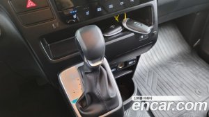 Hyundai Staria 4WD Tourer 11-Seater 2022 года из Южной Кореи