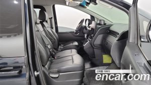 Hyundai Staria 4WD Tourer 11-Seater 2022 года из Южной Кореи
