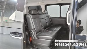 Hyundai Staria 4WD Tourer 11-Seater 2022 года из Южной Кореи