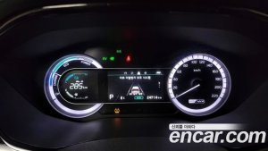 Kia Niro 1.6 HEV 2021 года из Южной Кореи