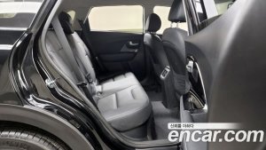 Kia Niro 1.6 HEV 2021 года из Южной Кореи
