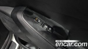 Kia Seltos Бензин 1.6 Turbo 2WD 2022 года из Южной Кореи