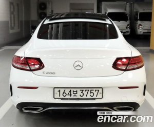 Mercedes-Benz C-Class C200 Coupe 2020 года из Южной Кореи