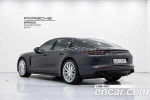 Porsche Panamera 3.0 AWD 2020 года из Южной Кореи