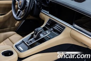 Porsche Panamera 3.0 AWD 2020 года из Южной Кореи