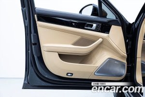 Porsche Panamera 3.0 AWD 2020 года из Южной Кореи