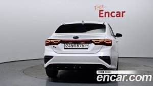 Kia K3 2020 года из Южной Кореи