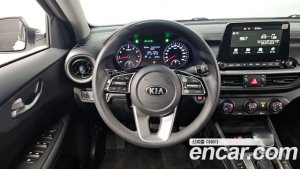 Kia K3 2020 года из Южной Кореи