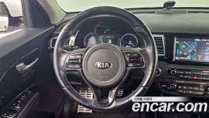 Kia Niro Noblesse 2021 года из Южной Кореи