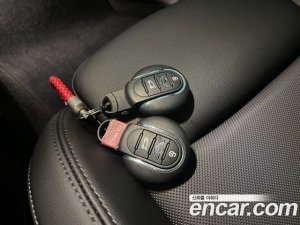 Mini Cooper 5Door DEFAULT 2021 года из Южной Кореи