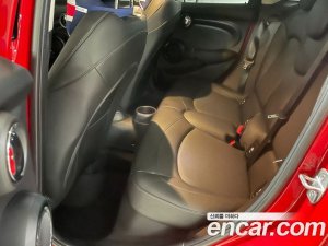 Mini Cooper 5Door DEFAULT 2021 года из Южной Кореи