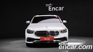 Mercedes-Benz E-Class E250 Exclusive 2021 года из Южной Кореи