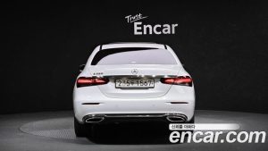 Mercedes-Benz E-Class E250 Exclusive 2021 года из Южной Кореи