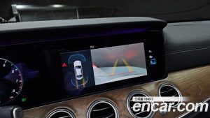 Mercedes-Benz E-Class E250 Exclusive 2021 года из Южной Кореи
