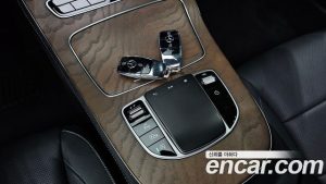 Mercedes-Benz E-Class E250 Exclusive 2021 года из Южной Кореи