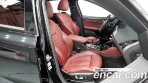 BMW X4 xDrive20i M Sport X 2020 года из Южной Кореи