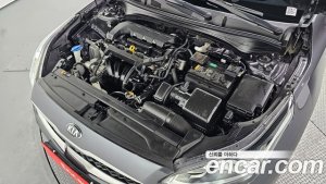 Kia K3 2020 года из Южной Кореи