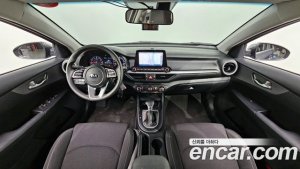 Kia K3 2020 года из Южной Кореи