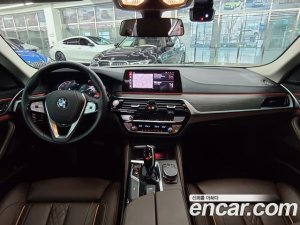 BMW 5-Series 520i Luxury 2020 года из Южной Кореи
