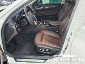BMW 5-Series 520i Luxury 2020 года из Южной Кореи