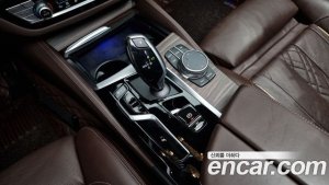 BMW 5-Series 523d Luxury 2021 года из Южной Кореи