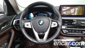 BMW 5-Series 523d Luxury 2021 года из Южной Кореи