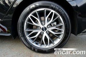 Kia K5 2.0 2020 года из Южной Кореи