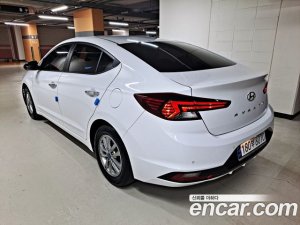 Hyundai AVANTE 1.6 2020 года из Южной Кореи