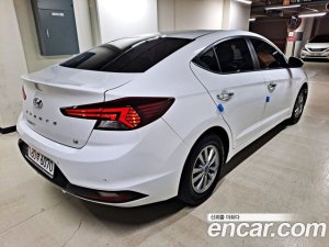Hyundai AVANTE 1.6 2020 года из Южной Кореи