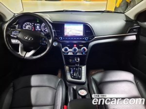 Hyundai AVANTE 1.6 2020 года из Южной Кореи