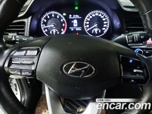 Hyundai AVANTE 1.6 2020 года из Южной Кореи