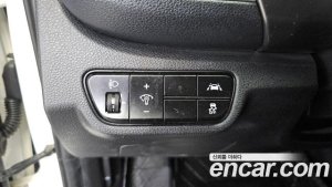 Kia Seltos Бензин 1.6 Turbo 2WD 2020 года из Южной Кореи
