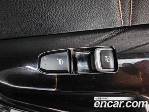 Kia K5 Signature 2021 года из Южной Кореи