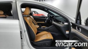 Kia K5 Noblesse 2021 года из Южной Кореи