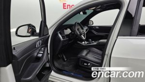BMW X7 xDrive 40d M Sport 6인승 2021 года из Южной Кореи
