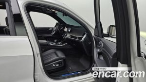 BMW X7 xDrive 40d M Sport 6인승 2021 года из Южной Кореи
