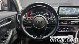 Kia Seltos Бензин 1.6 Turbo 2WD 2020 года из Южной Кореи