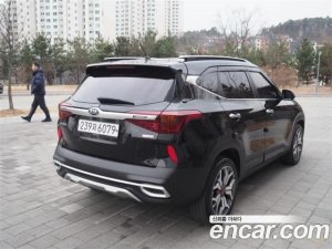 Kia Seltos Бензин 1.6 Turbo 2WD 2020 года из Южной Кореи