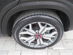 Kia Seltos Бензин 1.6 Turbo 2WD 2020 года из Южной Кореи