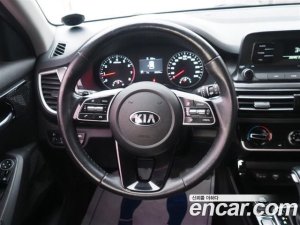 Kia Seltos Бензин 1.6 Turbo 2WD 2020 года из Южной Кореи