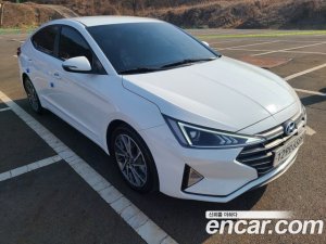 Hyundai AVANTE 1.6 2020 года из Южной Кореи