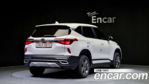 Kia Seltos Бензин 1.6 Turbo 2WD 2021 года из Южной Кореи